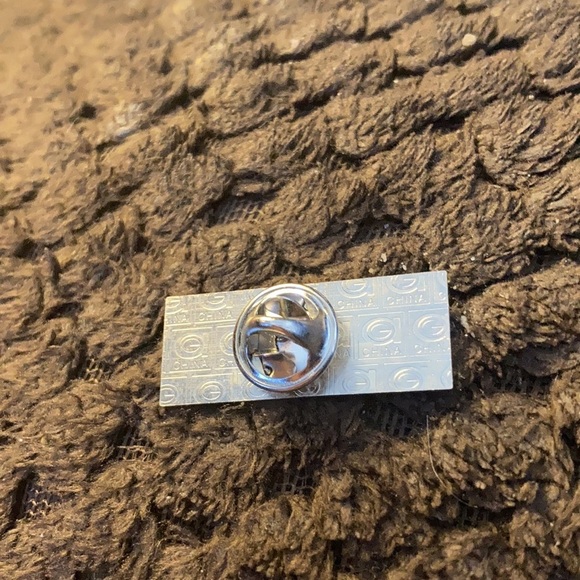 FINAL MARKDOWN 
Wicked tac pin - Picture 2 of 2